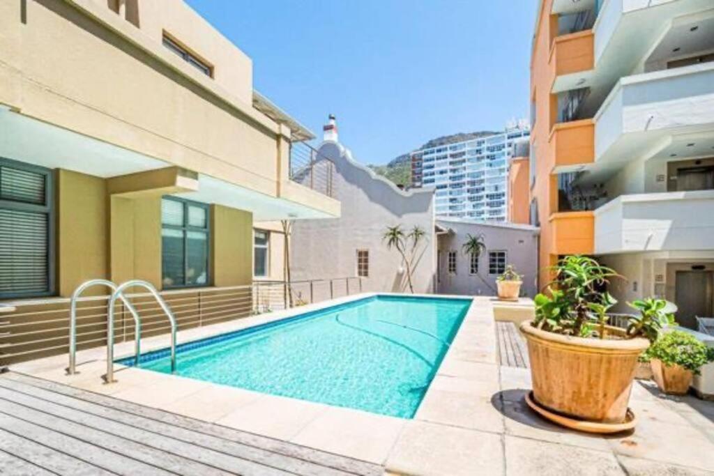 Beachfront Flat & Mountain View Apartment Kapstadt